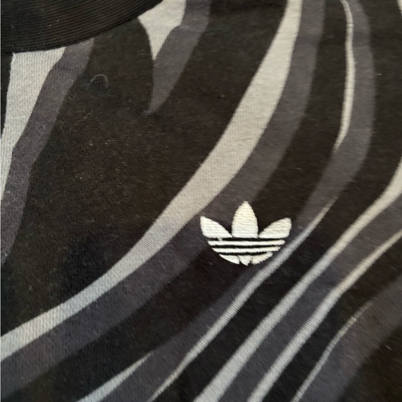 Adidas Black and Gray Crewneck - Picture 2 of 4